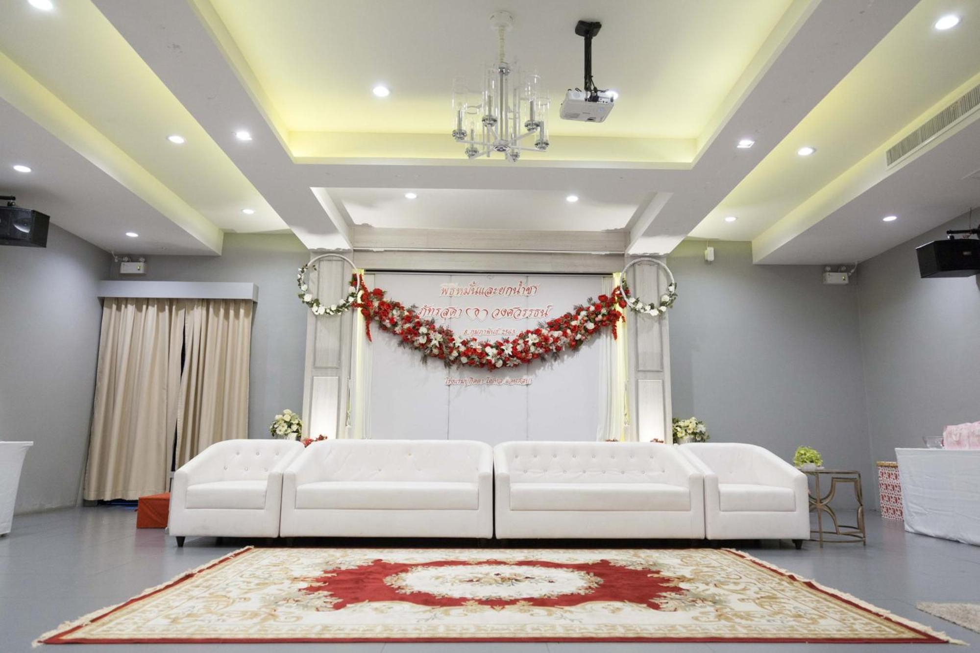 Bhukitta Boutique Hotel Phuket Town Exterior foto
